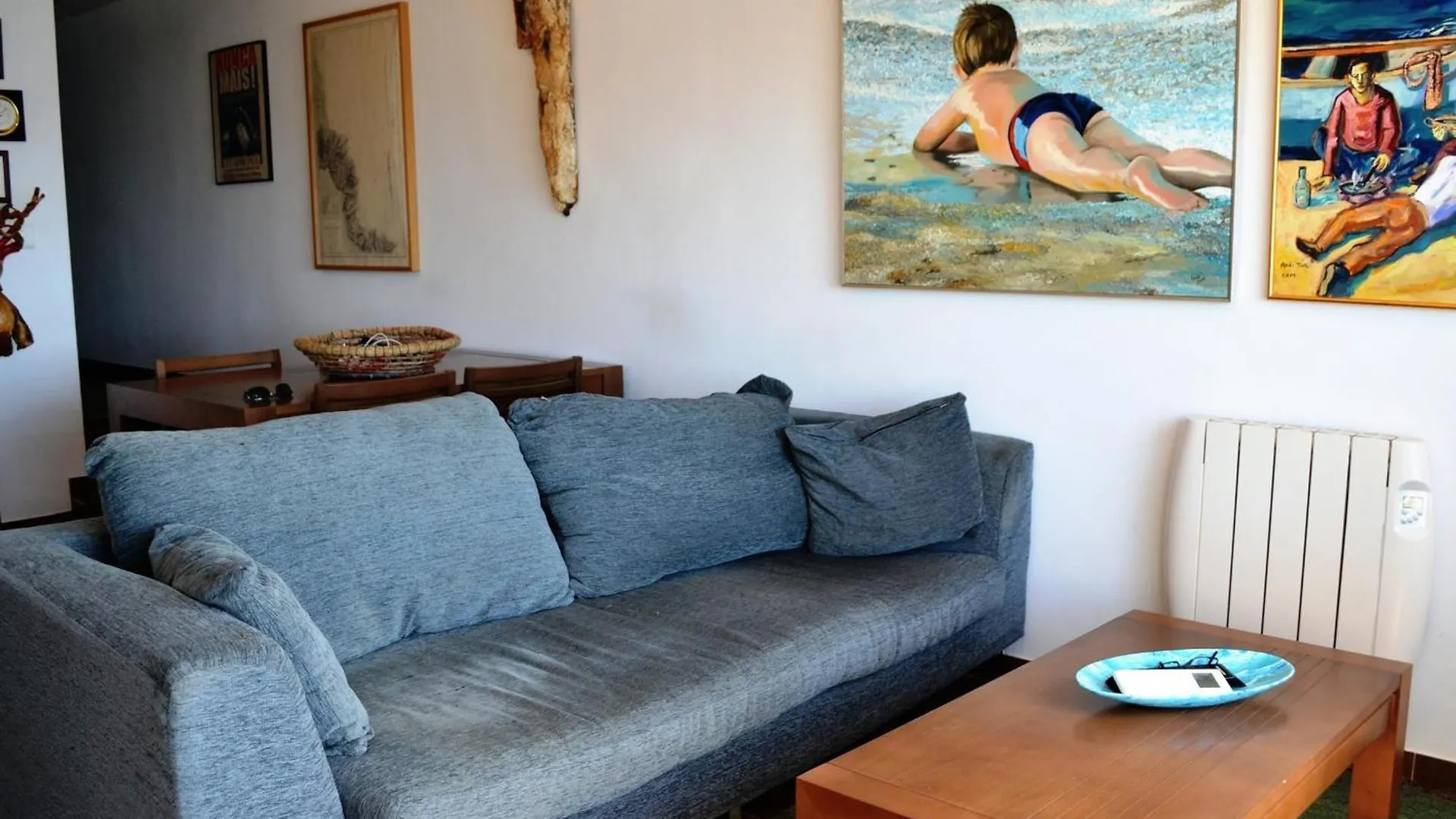 Apartamento Reformado Con Jardin Y Terraza Frente Al Mar En Cap Ras, Cerca De Llanca, Acepta Mascotas - Es-170-29 0*, Llanca Spain
