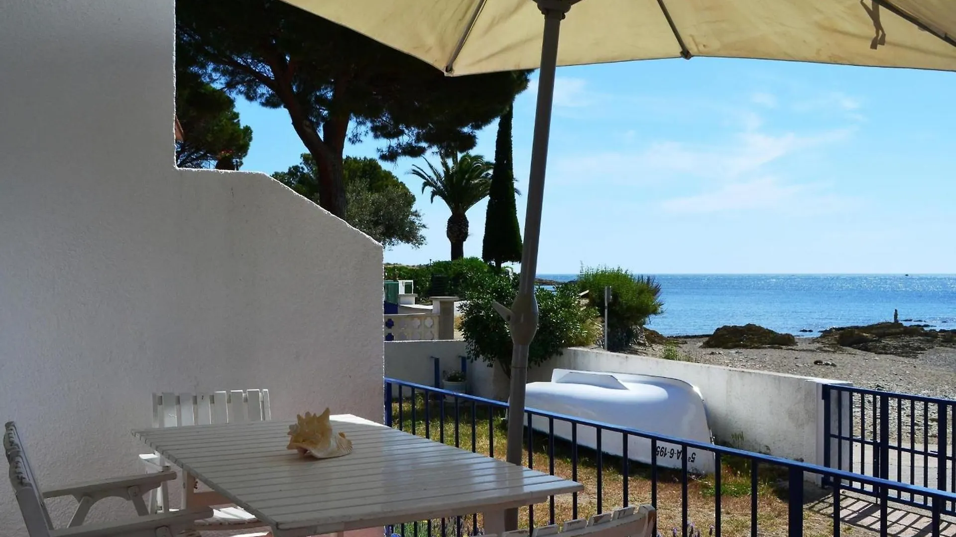 Apartamento Reformado Con Jardin Y Terraza Frente Al Mar En Cap Ras, Cerca De Llanca, Acepta Mascotas - Es-170-29